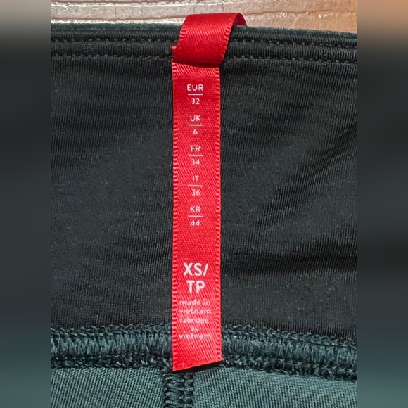 SPANX Emerald Green Velour Holiday Vibes Leggings  XS - Picture 2 of 4